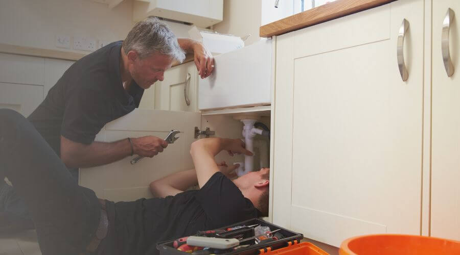 Professional burst pipe repair services in Cascade, IA